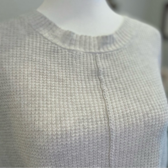 Abbeline Soft Waffle Knit Oversized Sweater - Picture 2 of 6